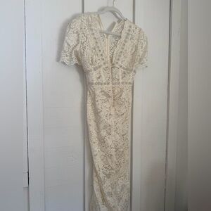 lace cap sleeve dress